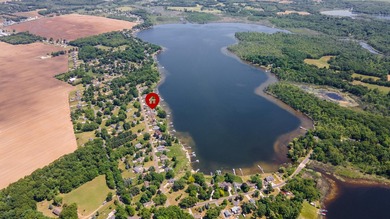 This custom one-owner home sits on 100 feet of frontage on - photo 50