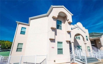 Lake of the Ozarks Condo For Sale in Lake Ozark Missouri