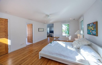 ICONIC OPEN BAYFRONT LOCATION! Welcome to 144 Bay Road, one of - photo 27