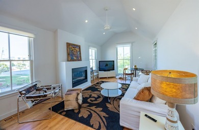 ICONIC OPEN BAYFRONT LOCATION! Welcome to 144 Bay Road, one of - photo 32