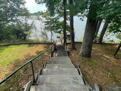 Multi- level home on Weiss Lake, located on Embos Island in - photo 43