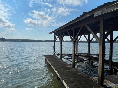 Multi- level home on Weiss Lake, located on Embos Island in - photo 47
