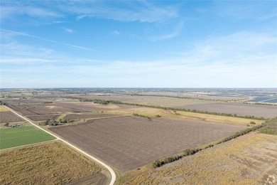 Lake Acreage For Sale in Abbott, Texas