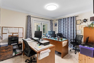 This spacious 5000+ SF compound offers endless possibilities - photo 12