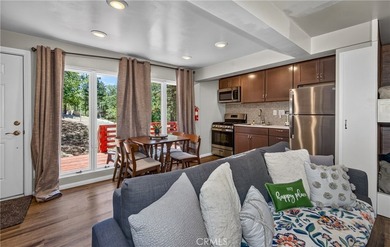 650 Dahlia - photo 17