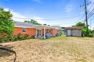 This well-maintained 3 bedroom, 2 bath home offers 1,358 square - photo 20