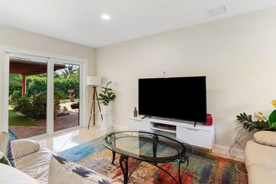 This spacious 5000+ SF compound offers endless possibilities - photo 21