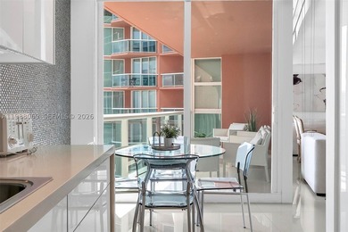 A MUST SEE! SPACIOUS, BRIGHT & BEAUTIFULLY RENOVATED! This - photo 34