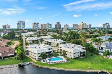 Lake Condo For Sale in Naples, Florida