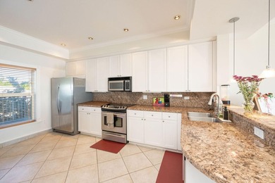 Wake up to panoramic Atlantic Ocean views from this spacious - photo 11