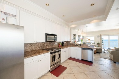 Wake up to panoramic Atlantic Ocean views from this spacious - photo 12