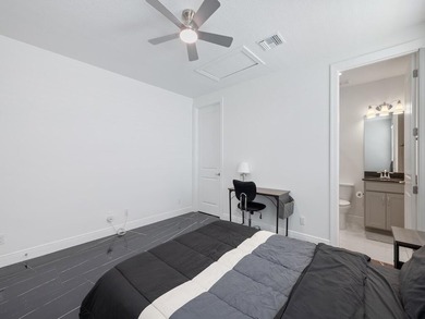 Immaculate 2024 4BR/3BA Kolter built home with a den in desired - photo 14