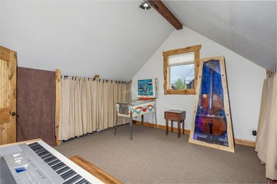 Margaret Dethloff, Bluebird Real Estate, LLC, C:,,: 262 Larkspur - photo 16