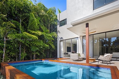 Recently reimagined with a comprehensive landscape and outdoor - photo 17
