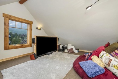 Margaret Dethloff, Bluebird Real Estate, LLC, C:,,: 262 Larkspur - photo 21