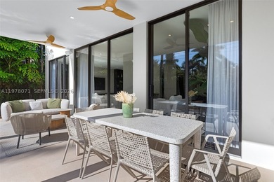 Recently reimagined with a comprehensive landscape and outdoor - photo 21