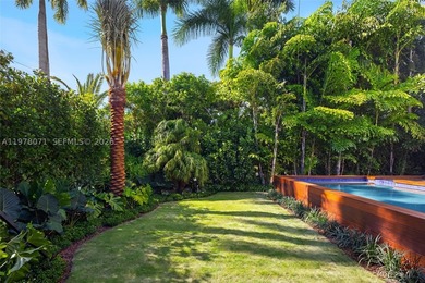 Recently reimagined with a comprehensive landscape and outdoor - photo 22