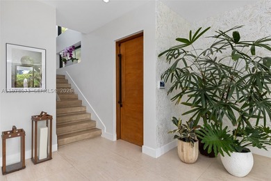 Recently reimagined with a comprehensive landscape and outdoor - photo 26