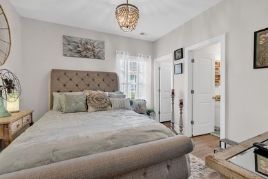 Welcome home to this stunning true 5-bedroom, 4.5-bath residence - photo 34