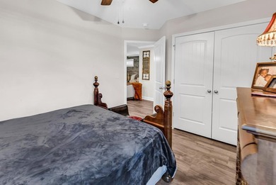 Welcome home to this stunning true 5-bedroom, 4.5-bath residence - photo 44