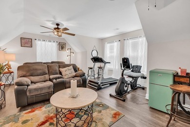 Welcome home to this stunning true 5-bedroom, 4.5-bath residence - photo 50