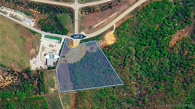 Great site in Linn Creek, next to the offramp for Y Road. Would - photo 3