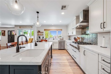 Beautifully updated single-story home offering three bedrooms - photo 13