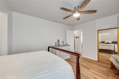 Beautifully updated single-story home offering three bedrooms - photo 16