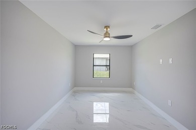 Beautiful newly constructed 3-bedroom, 2-bath home offering 1 - photo 22