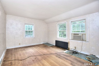 Nestled on approximately 1.1 acres in Southport, this classic - photo 16