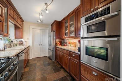 Location, location, location, this beautiful finished lake condo - photo 21
