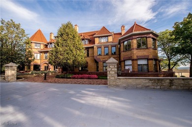 Lake Erie - Cuyahoga County Condo For Sale in Bay Village Ohio