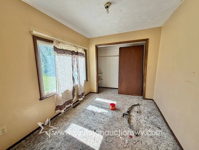 ***AUCTION***Price of $73,700 Reflects the County Appraised - photo 26