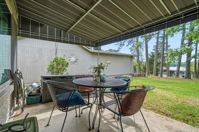 Location, location, location, this beautiful finished lake condo - photo 35
