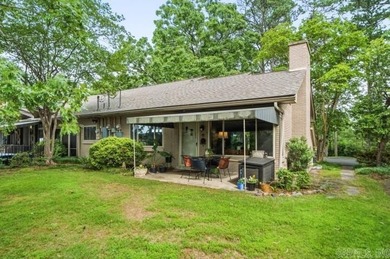Location, location, location, this beautiful finished lake condo - photo 38