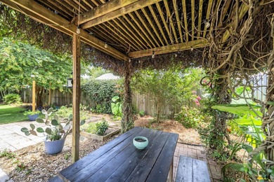 Perfectly positioned in the heart of Destin, this charming - photo 39
