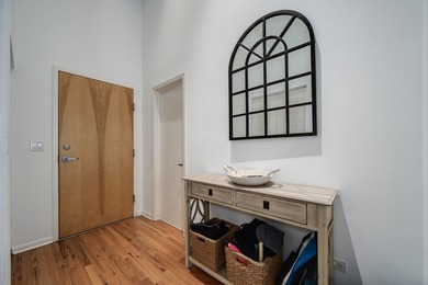 Discover this beautiful 2 BR/2 Bath split bedroom condo in River