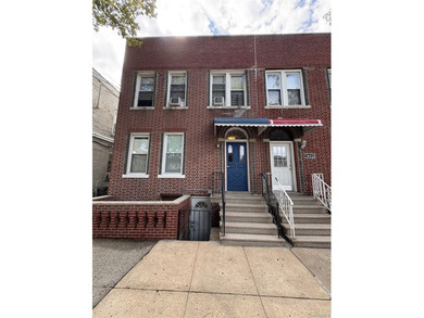 Bronx Value-Add 4-Family Brick Investment Property. High - photo 1