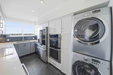 Boat slip available! Renovated residence at the iconic - photo 11