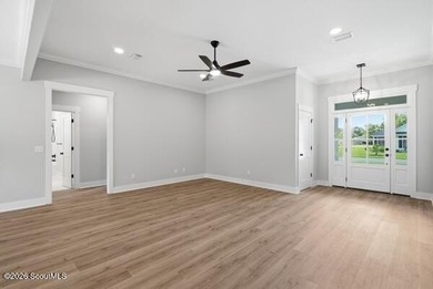 This beautiful 4 bedroom, 2 1/2 bathroom stucco home has board - photo 15