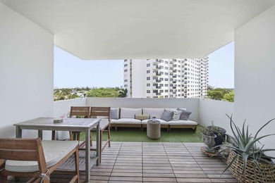 Boat slip available! Renovated residence at the iconic - photo 18