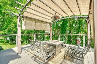 Welcome to this absolutely stunning, meticulously maintained - photo 19