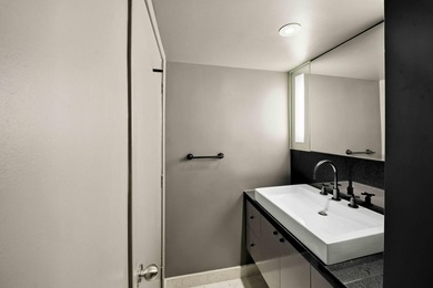 Boat slip available! Renovated residence at the iconic - photo 30