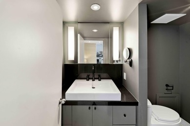 Boat slip available! Renovated residence at the iconic - photo 31