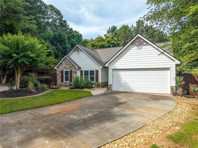 Rare opportunity to own a charming 3-bedroom, 2-bath ranch on 2 - photo 1