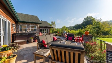 Stunning Cottage Overlooking the 16th Fairway! From peaceful