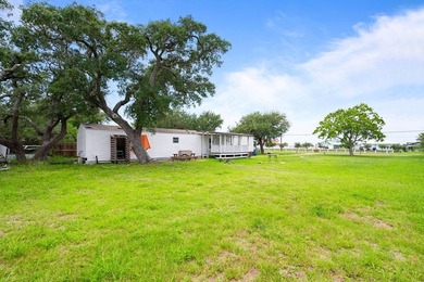 Charming Coastal Retreat with Room to Grow! Welcome to this - photo 21