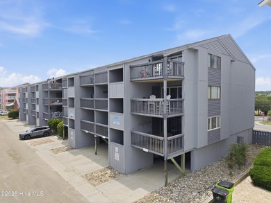 Wake up to breathtaking ocean and lake views from this top-floor - photo 3