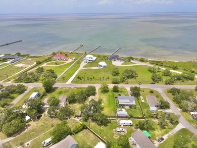 Charming Coastal Retreat with Room to Grow! Welcome to this - photo 24