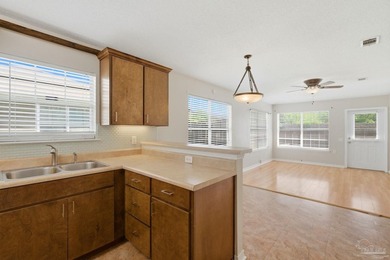 Charming end-unit cottage with an open floor plan that is - photo 6